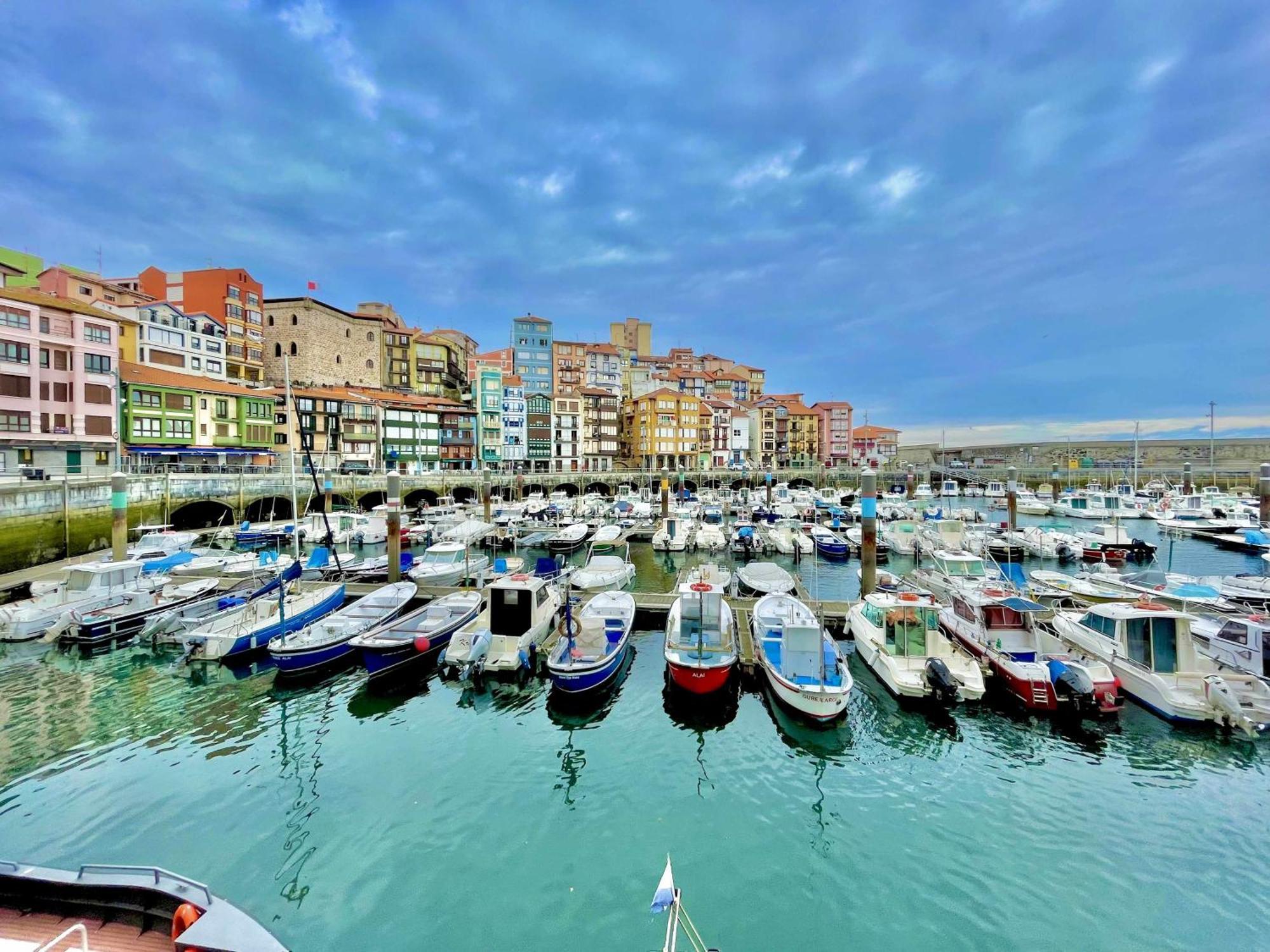 Appartamento Erribera Etxea Amplio Piso Con Parking Bermeo Esterno foto